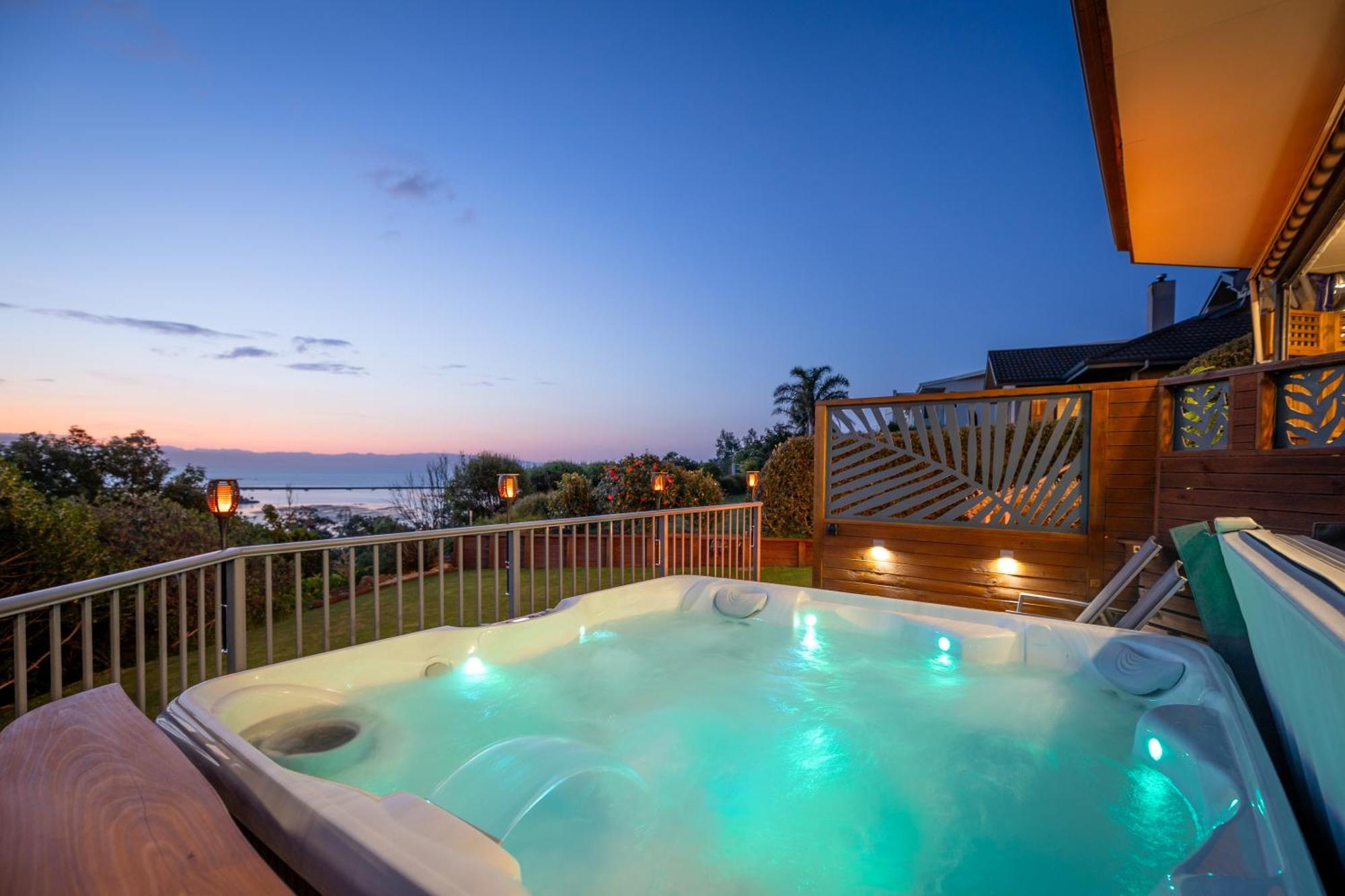 Twin Peaks Luxury Sea View Villa Nelson Dış mekan fotoğraf